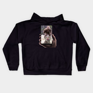 CAT SELFIE WITH BIGFOOT Kids Hoodie